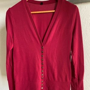 Medium cardigan with snap buttons